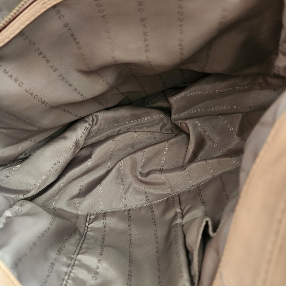 Marc Jacobs Covertible Hobo Tropical Peach Cow Leather Shoulder Bag Large - Picture 10 of 15